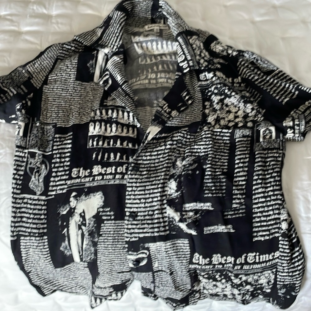 Reformation newsprint short sleeve blouse